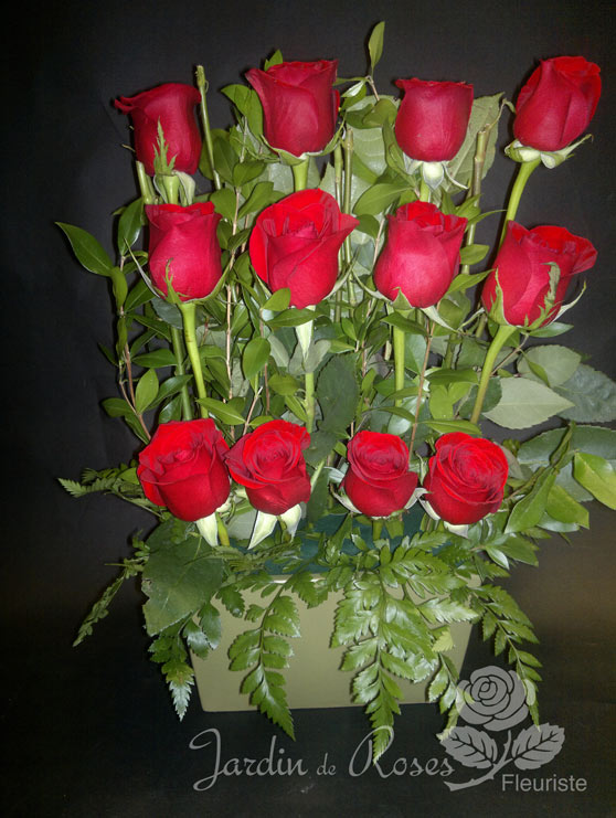 Douzaine de roses rouges